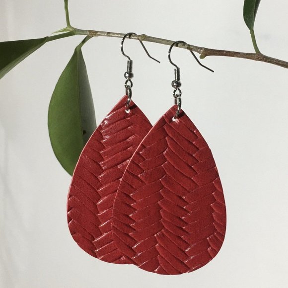 NEW Womens Tear Drop Leather Earrings Red Brown Tan Nutmeg - Picture 1 of 4